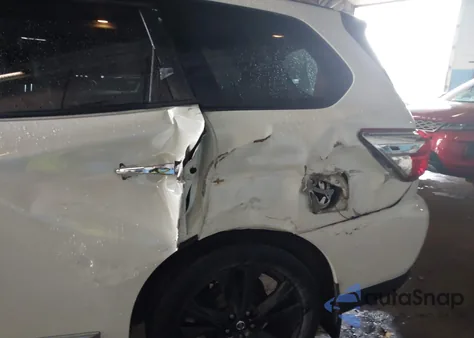 2017 Nissan Pathfinder Platinum из США, поврежденный, VIN 5N1DR2MM6HC668911